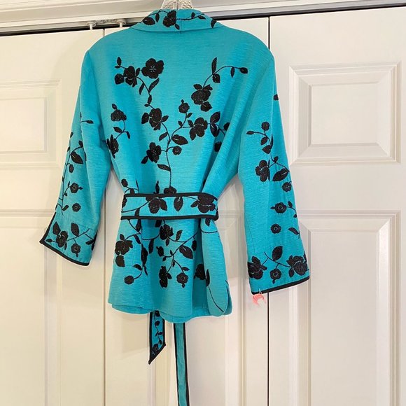 Teal Ladies Blazer -- 100% Silk - Picture 4 of 16